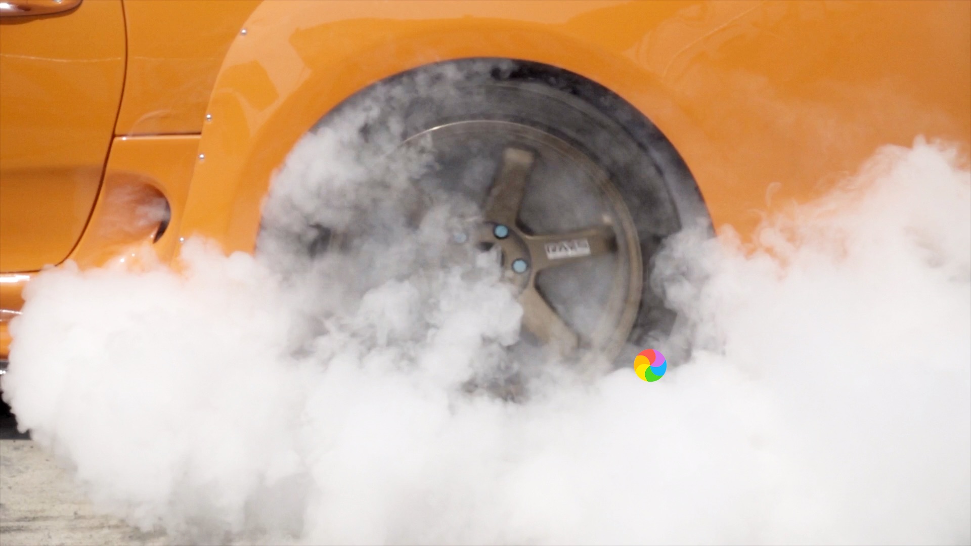 Alex Davern, BURNOUT (still), 2021, single channel video, HD stock footage (looped, colour, stereo sound) 25:58 minutes. Courtesy of the artist and Bett Gallery, Hobart